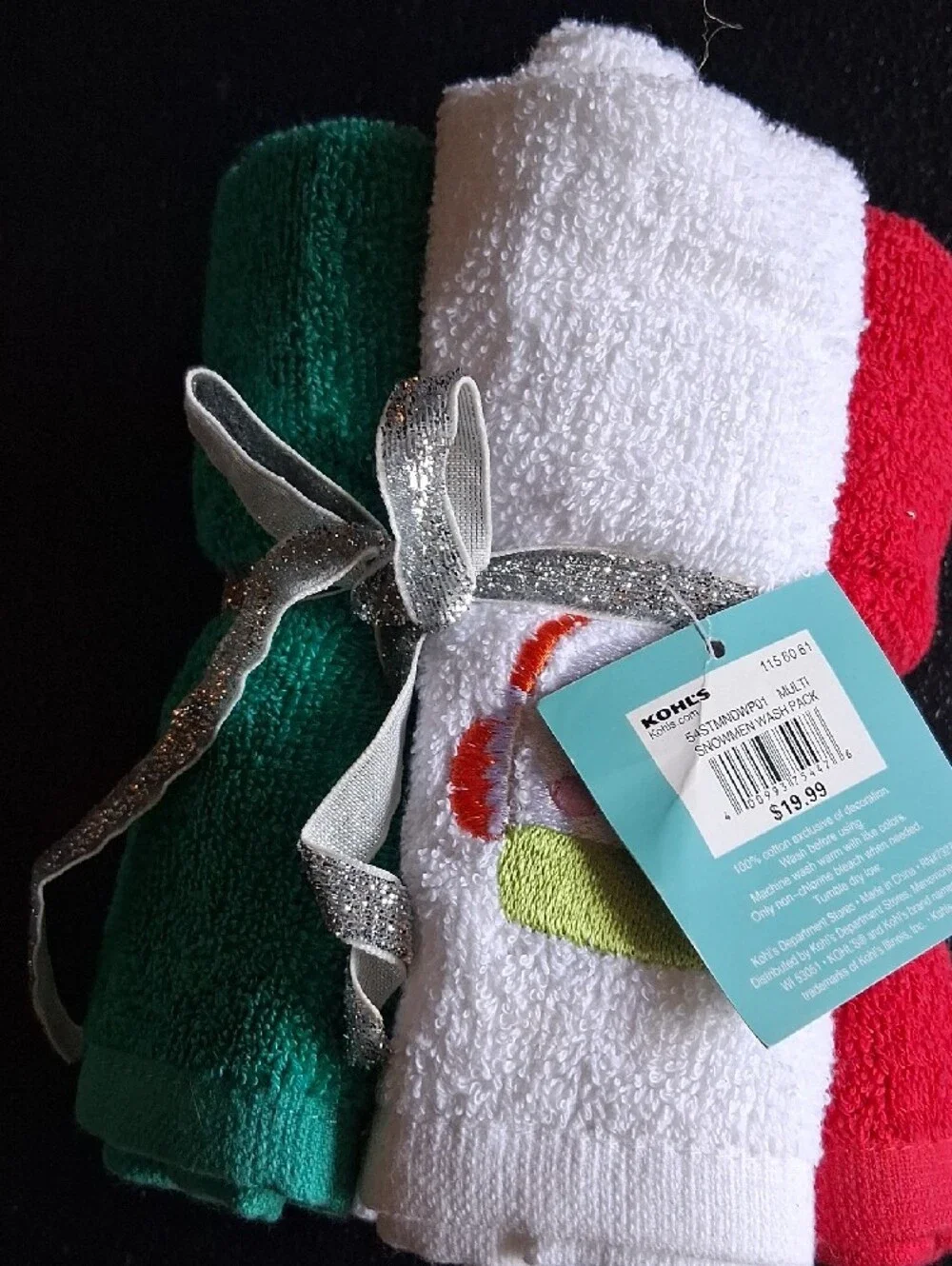St. Nicholas Round Red White Teal Holiday Washcloth Trio